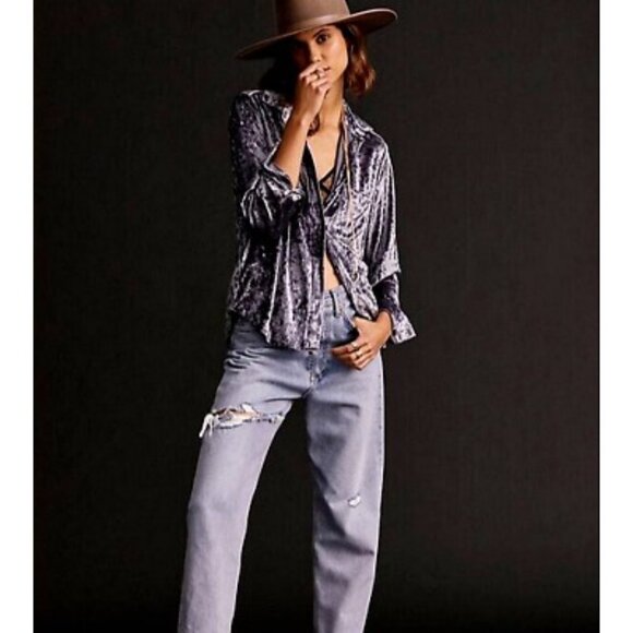 NWT Graphite Blue Crushed Velvet Long Sleeve Button Front Relaxed Fit Top - Picture 16 of 16